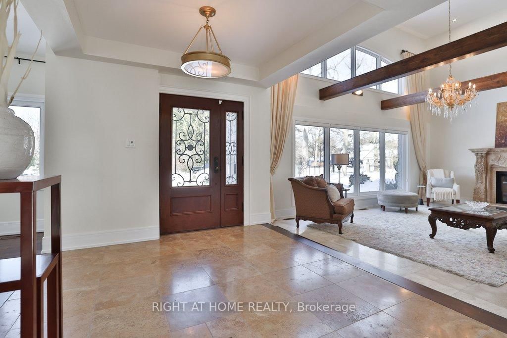 Detached House for sale at 471 Country Club Crescent, Mississauga, Ontario, L5J 2P9 - Clarkson - MLS: W12944366