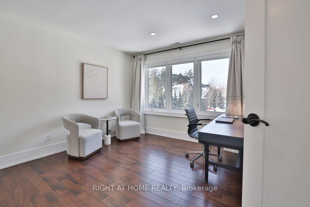 Detached House for sale at 471 Country Club Crescent, Mississauga, Ontario, L5J 2P9 - Clarkson - MLS: W12944366