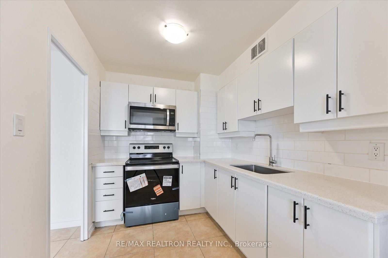 Condo for sale at 602-19 Four Winds Drive, Toronto, Ontario, M3J 2S9 - York University Heights - MLS: W12944368