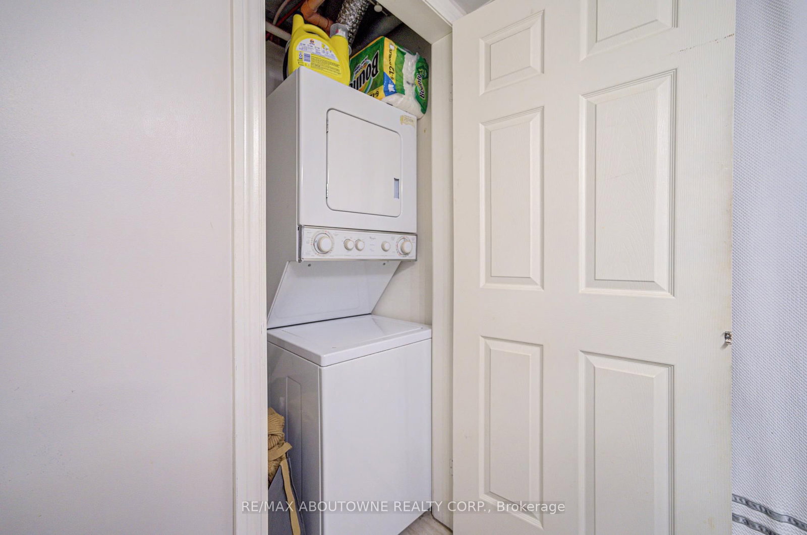 1490 Bishops Gate, Unit 109 - Photo 24
