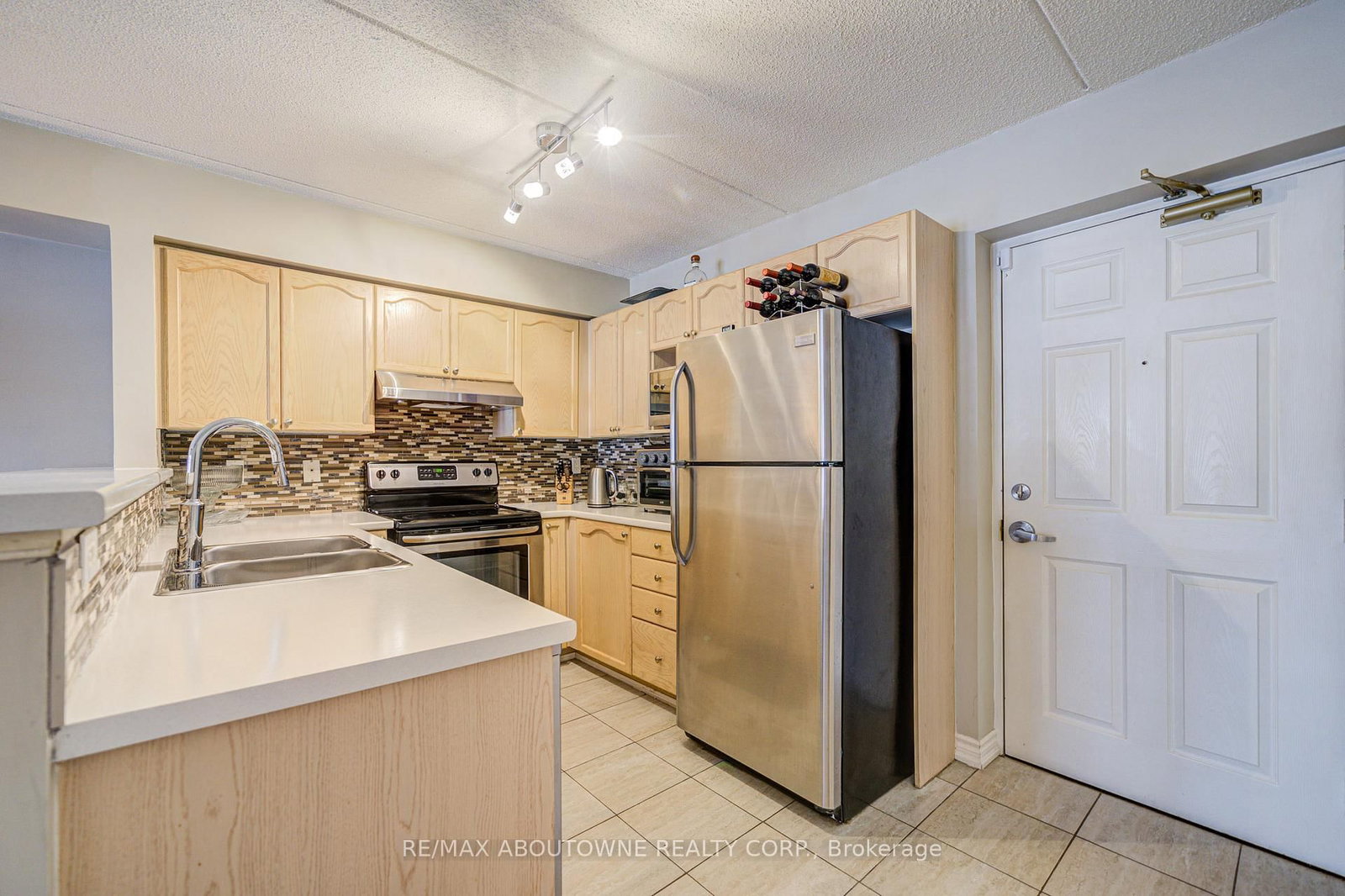 1490 Bishops Gate, Unit 109 - Photo 8