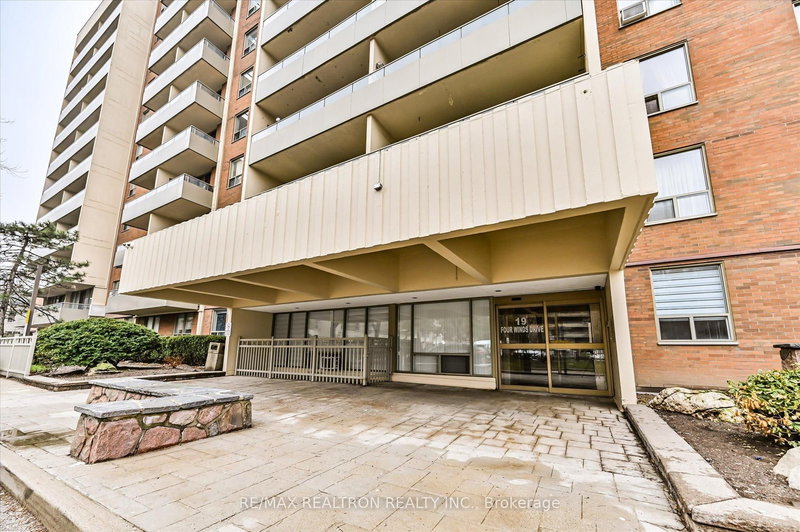 602 - 19 Four Winds Dr, Toronto, M3J 2S9 | Image 3