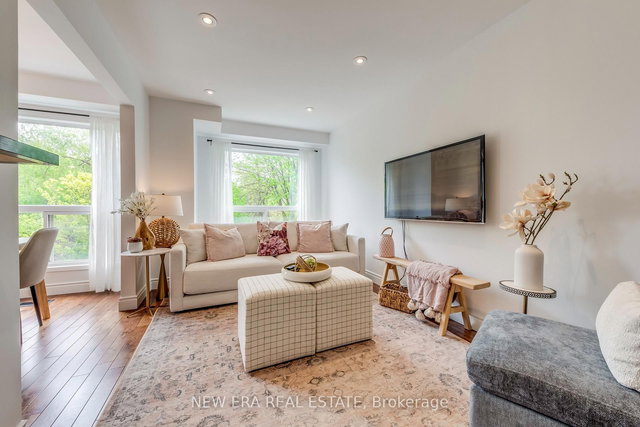 43 - 7284 Bellshire Gate