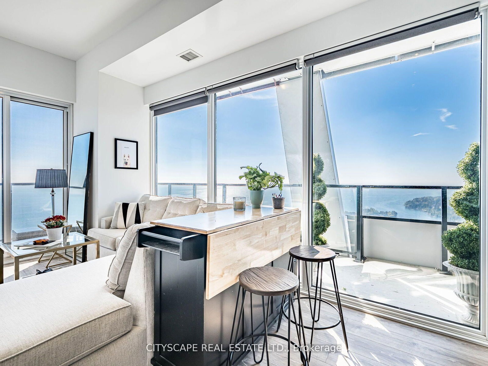 20 Shore Breeze Drive • #4410 • Toronto, ON photo 24