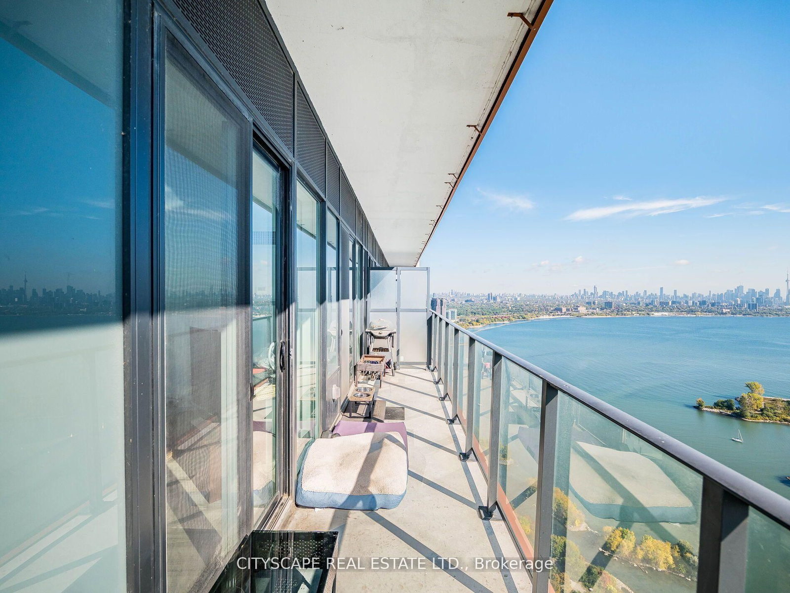 20 Shore Breeze Drive • #4410 • Toronto, ON photo 32