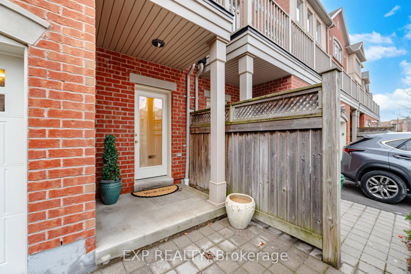 2 - 3235 Thomas St, Mississauga, L5M 0M2 | Image 3