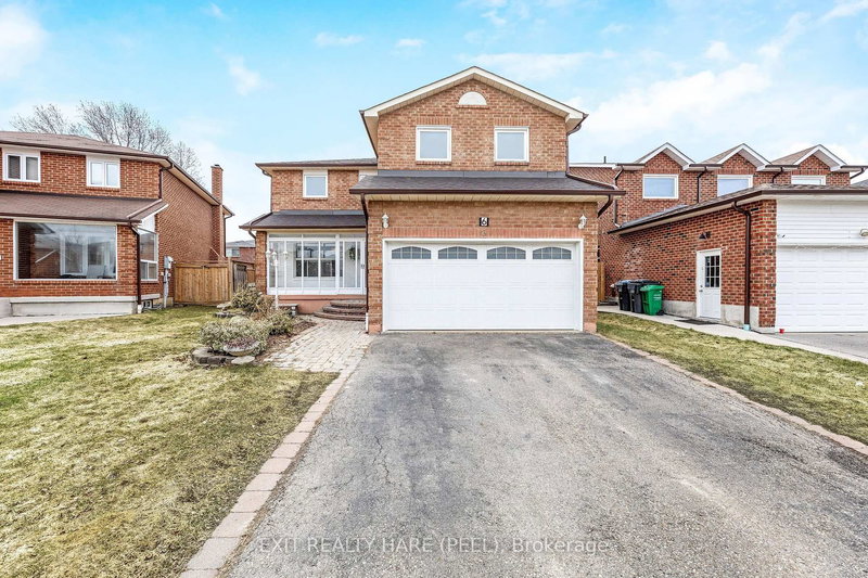 6 Ruth Ave, Brampton, L6Z 3X4 | Image 2