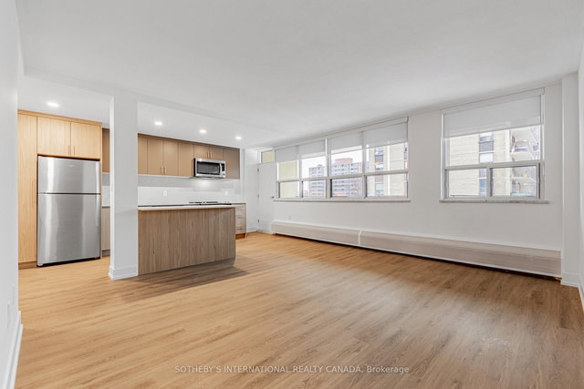 S1001 - 115 Tyndall Avenue