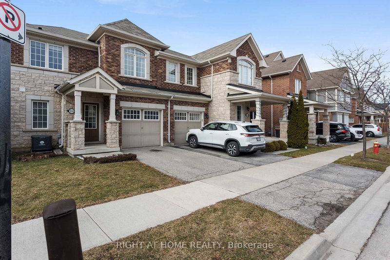 1550 Gainer Cres, Milton, L9T 8Y3 | Image 3