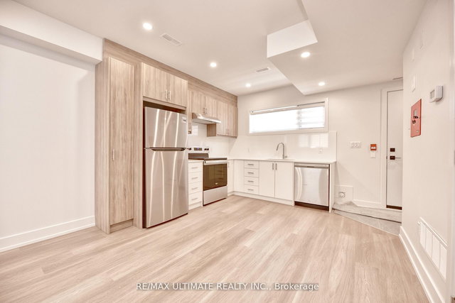 Laneway - 385 McRoberts Avenue