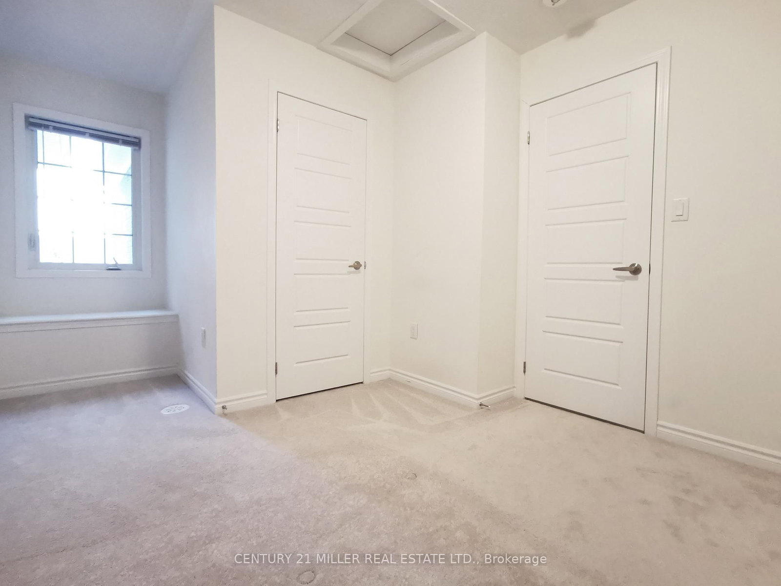 Townhouse for lease at 569 Laking Terrace, Milton, Ontario, L9T 9J3 - Clarke - MLS: W12945178