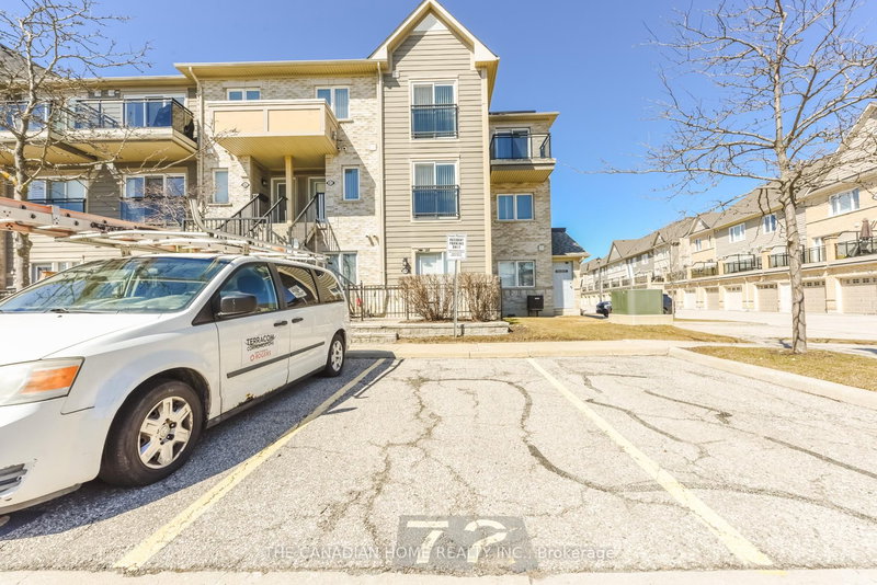83 - 60 Fairwood Circ, Brampton, L6R 0Y6 | Image 2