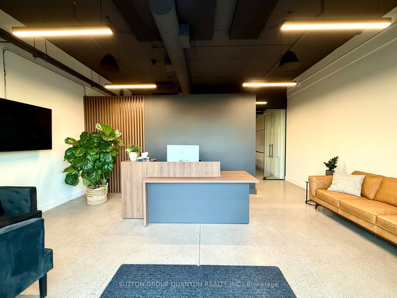 107 - 3485 Rebecca St, Oakville, L6L 0H3 | Image 3