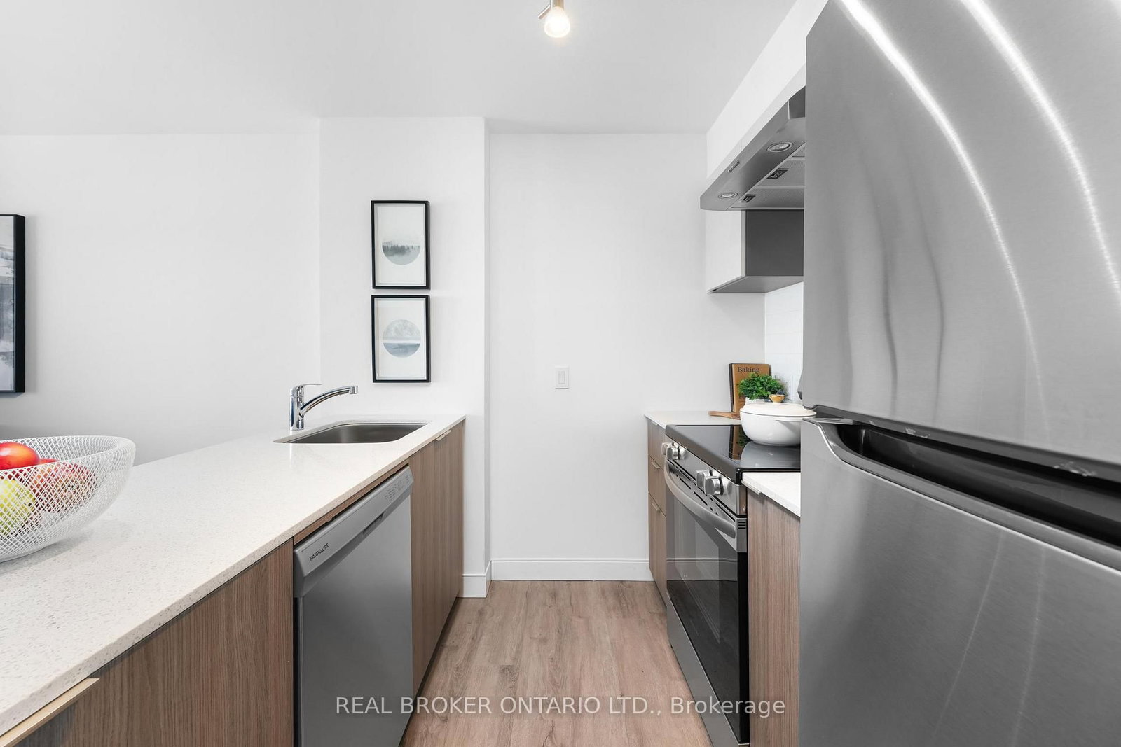 100 Manett Crescent, Unit 215 - Photo 13