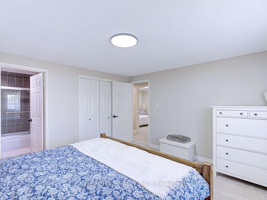 Detached House for sale at 841 Coulson Avenue, Milton, Ontario, L9T 4K3 - Timberlea - MLS: W12945572