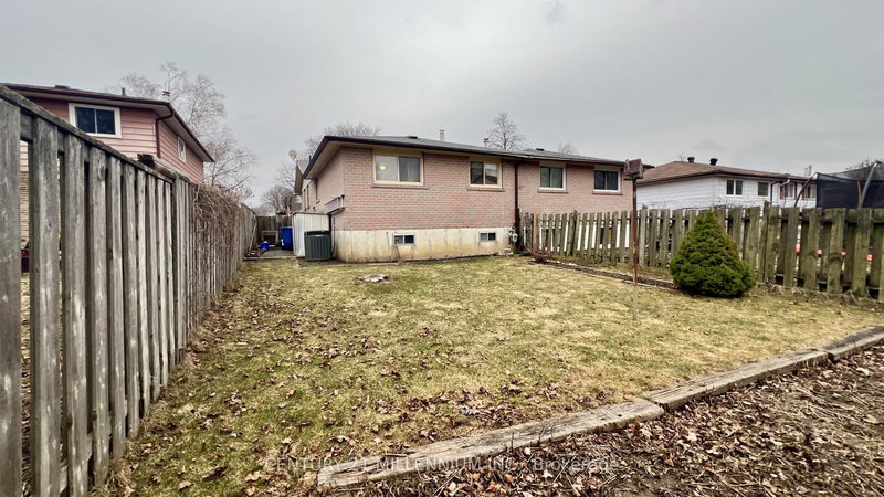 68 Burbank Cres, Orangeville, L9W 3E7 | Image 3