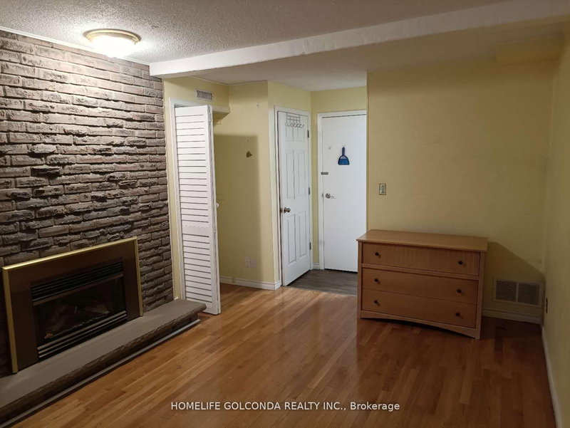 2475 Council Ring Rd, Mississauga, L5L 1E8 | Image 2