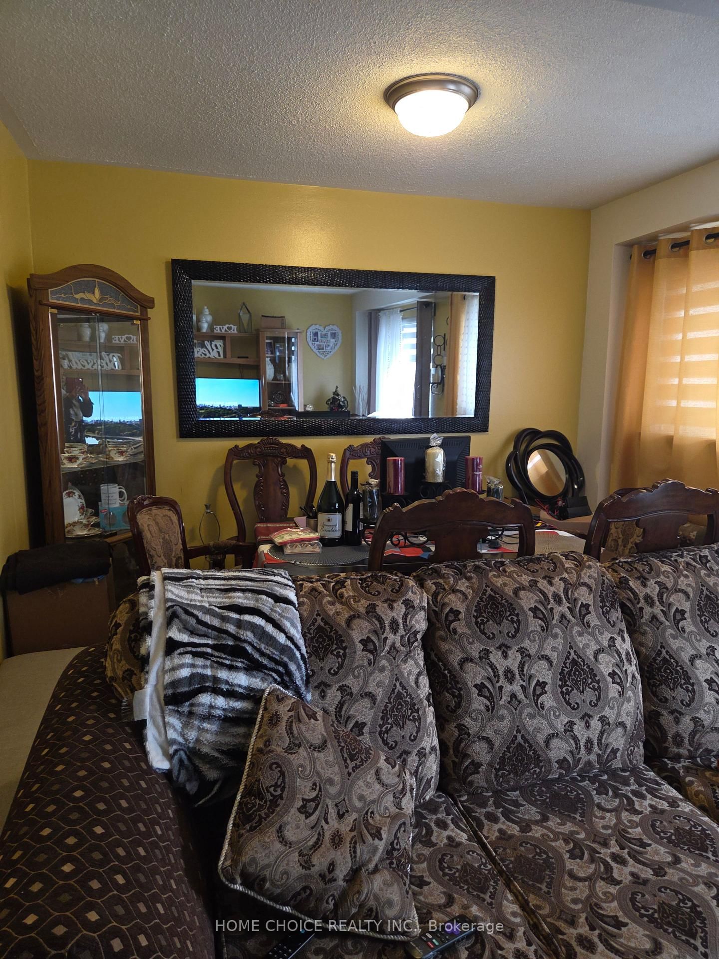 Townhouse for sale at 59-59 Craigleigh Crescent, Brampton, Ontario, L6T 2E3 - Avondale - MLS: W12945778