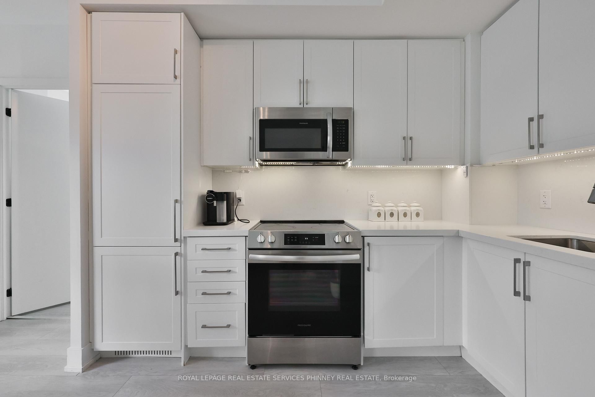 2450 Old Bronte Road, Unit 716