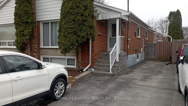 home for lease on 3542 Ashcroft Crescent