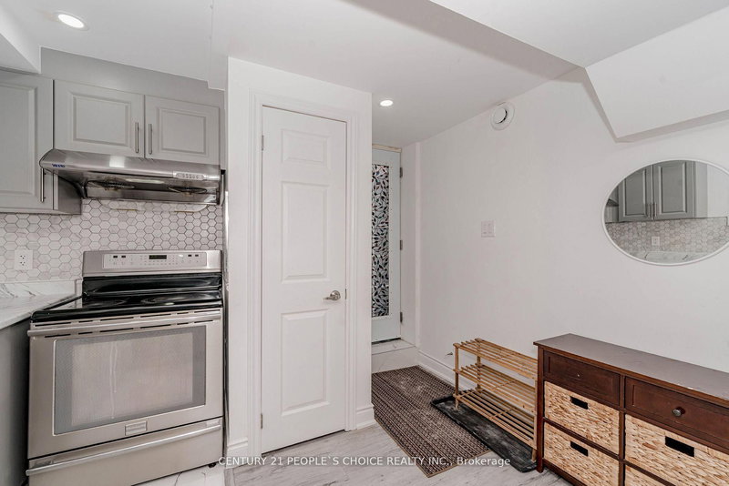 BSMNT - 29 Jessop Dr, Brampton, L7A 3M8 | Image 2