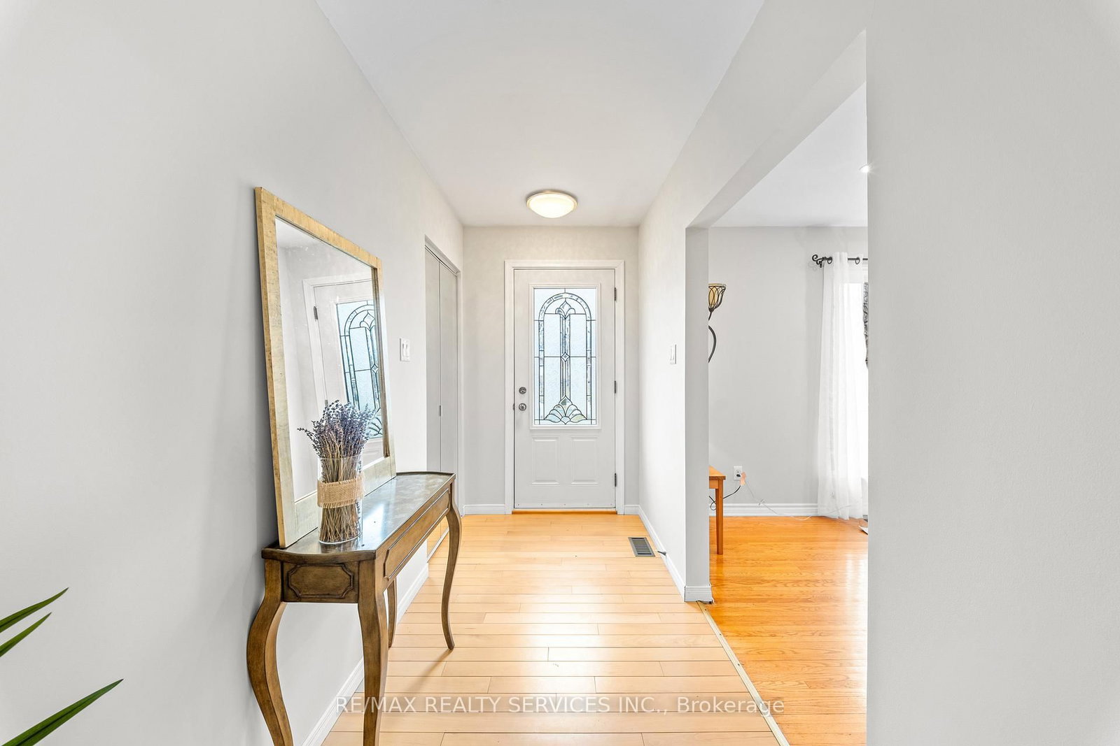 Detached House for sale at 71 Belmont Drive, Brampton, Ontario, L6T 2K5 - Avondale - MLS: W12945966