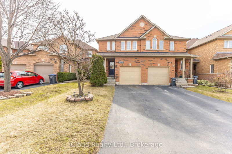 3842 Ridgepoint Way, Mississauga, L5N 7T9 | Image 2