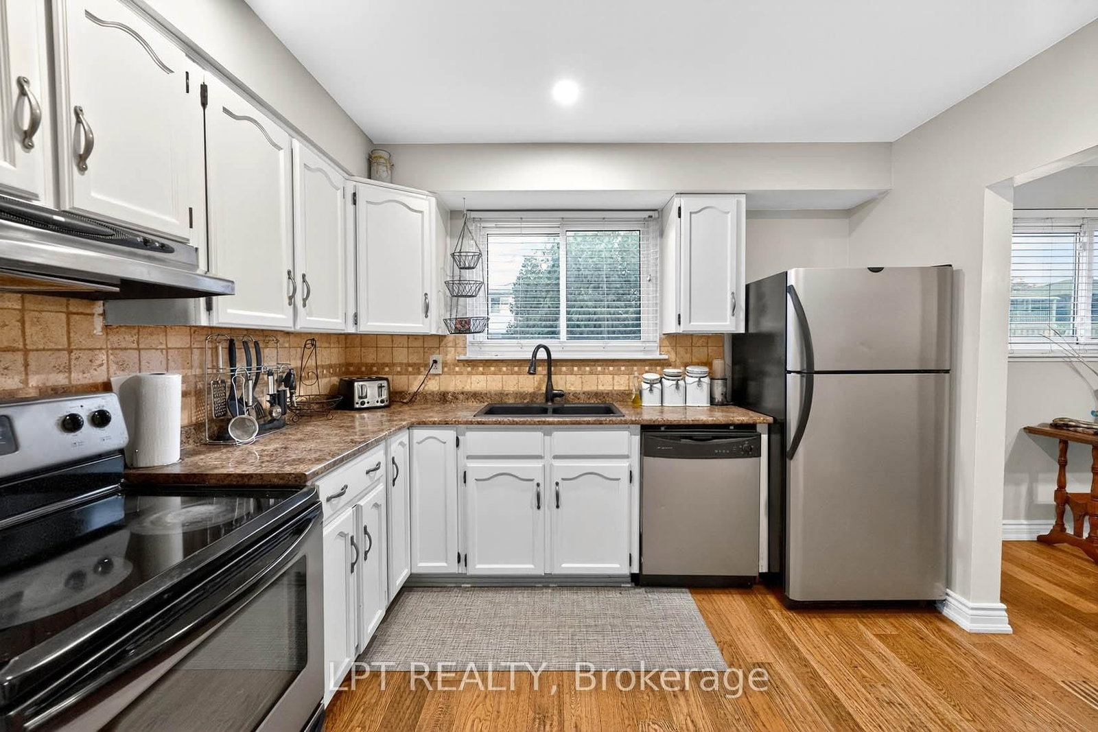 Detached House for sale at 14 Caledon Crescent, Brampton, Ontario, L6W 1C5 - Brampton East - MLS: W12946742