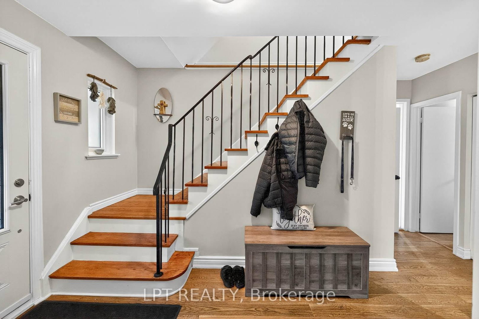 Detached House for sale at 14 Caledon Crescent, Brampton, Ontario, L6W 1C5 - Brampton East - MLS: W12946742