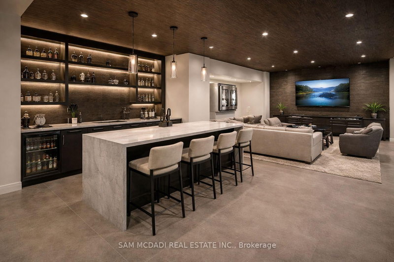 1470 Pinetree Cres, Mississauga, L5G 2S8 | Image 3