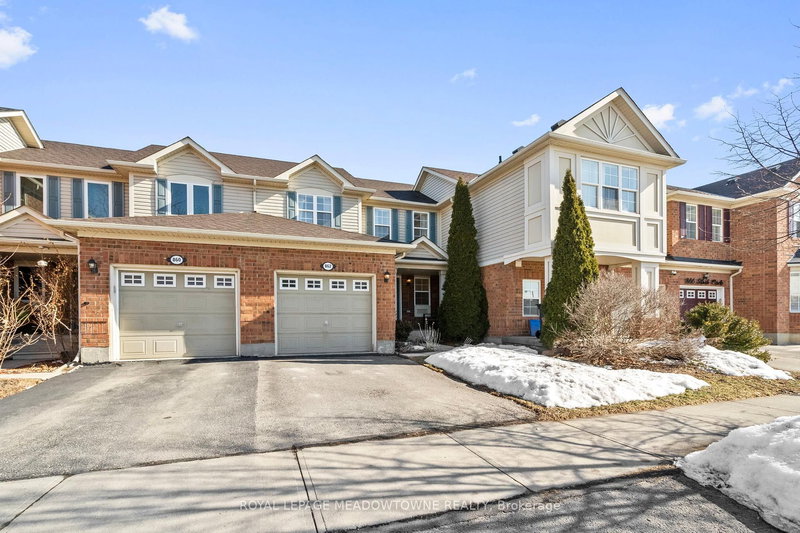 862 Stark Circ, Milton, L9T 6Y7 | Image 3