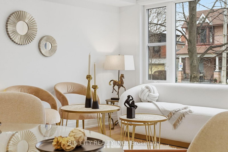 2 - 68 Westholme Ave, Toronto, M6P 3B8 | Image 3