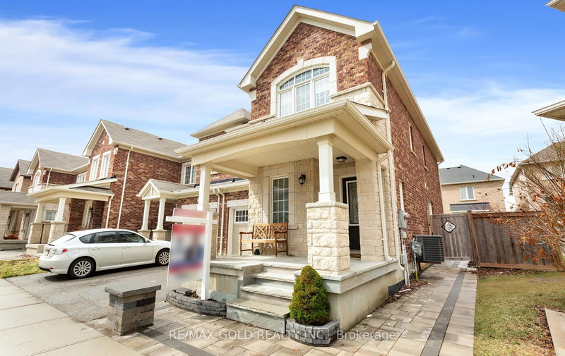 299 Gooding Cres, Milton, L9E 0A9 | Image 2