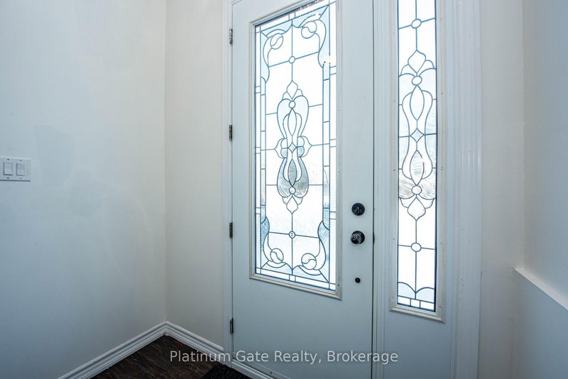 3088 Harold Sheard Dr, Mississauga, L4T 1V5 | Image 3