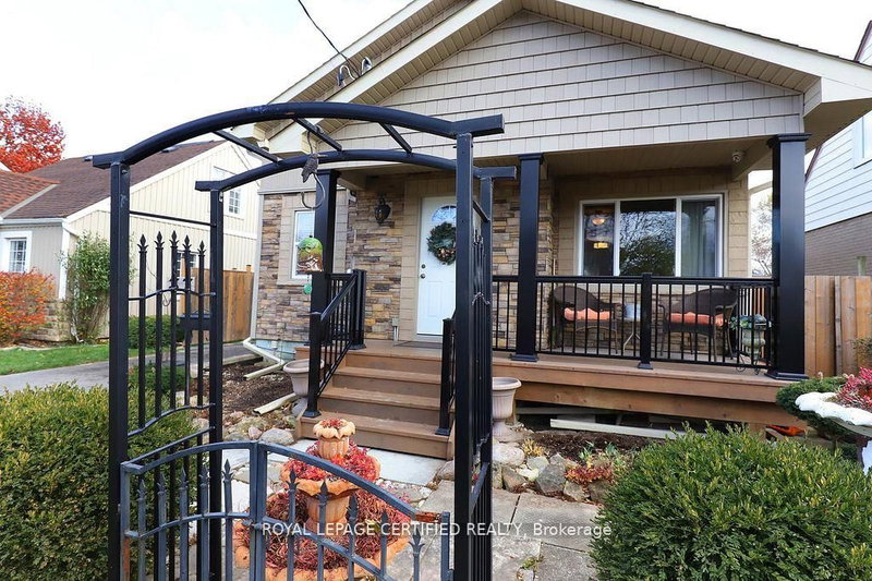 37 Jessie St, Brampton, L6Y 1L5 | Image 3