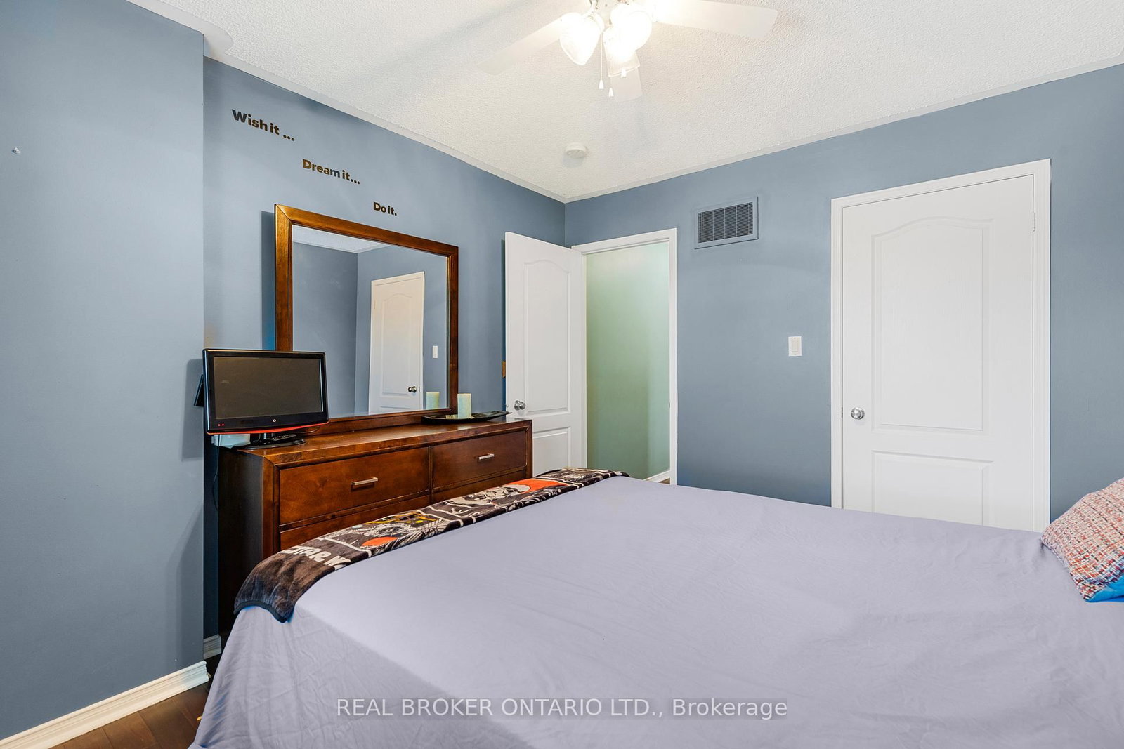 Detached House for sale at 56 Lockheed Crescent, Brampton, Ontario, L7A 3G4 - Fletcher's Meadow - MLS: W12947842