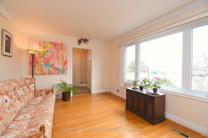 65 Hadrian Dr, Toronto, M9W 1V6 | Image 2