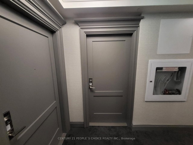 1102 - 30 Elm Drive W