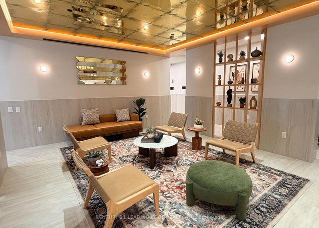 706 - 1660 Bloor Street W