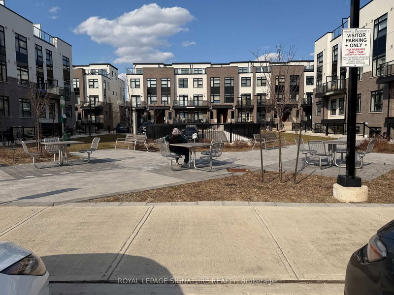 124 - 1597 Rose Way, Milton, L9E 0J3 | Image 2