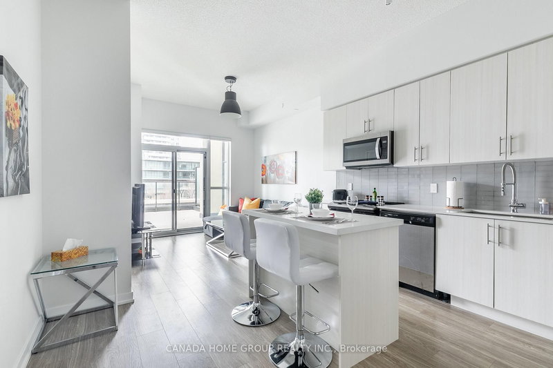 616 - 4055 Parkside Village Dr, Mississauga, L5B 0K2 | Image 2