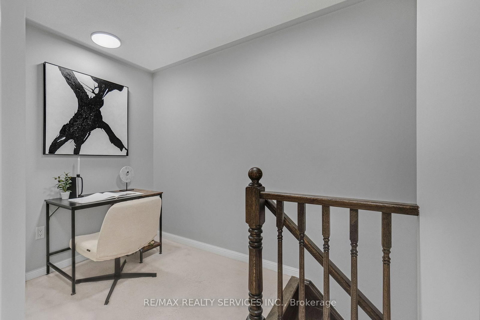 Townhouse for sale at 73 Dredge Court, Milton, Ontario, L9T 8R8 - Willmott - MLS: W12948214