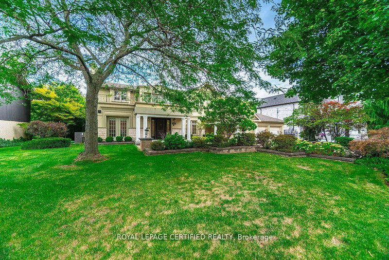 2197 Courrier Lane, Mississauga, L5C 1V1 | Image 2