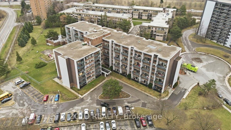 707 - 2121 Roche Crt, Mississauga, L5K 2C7 | Image 2