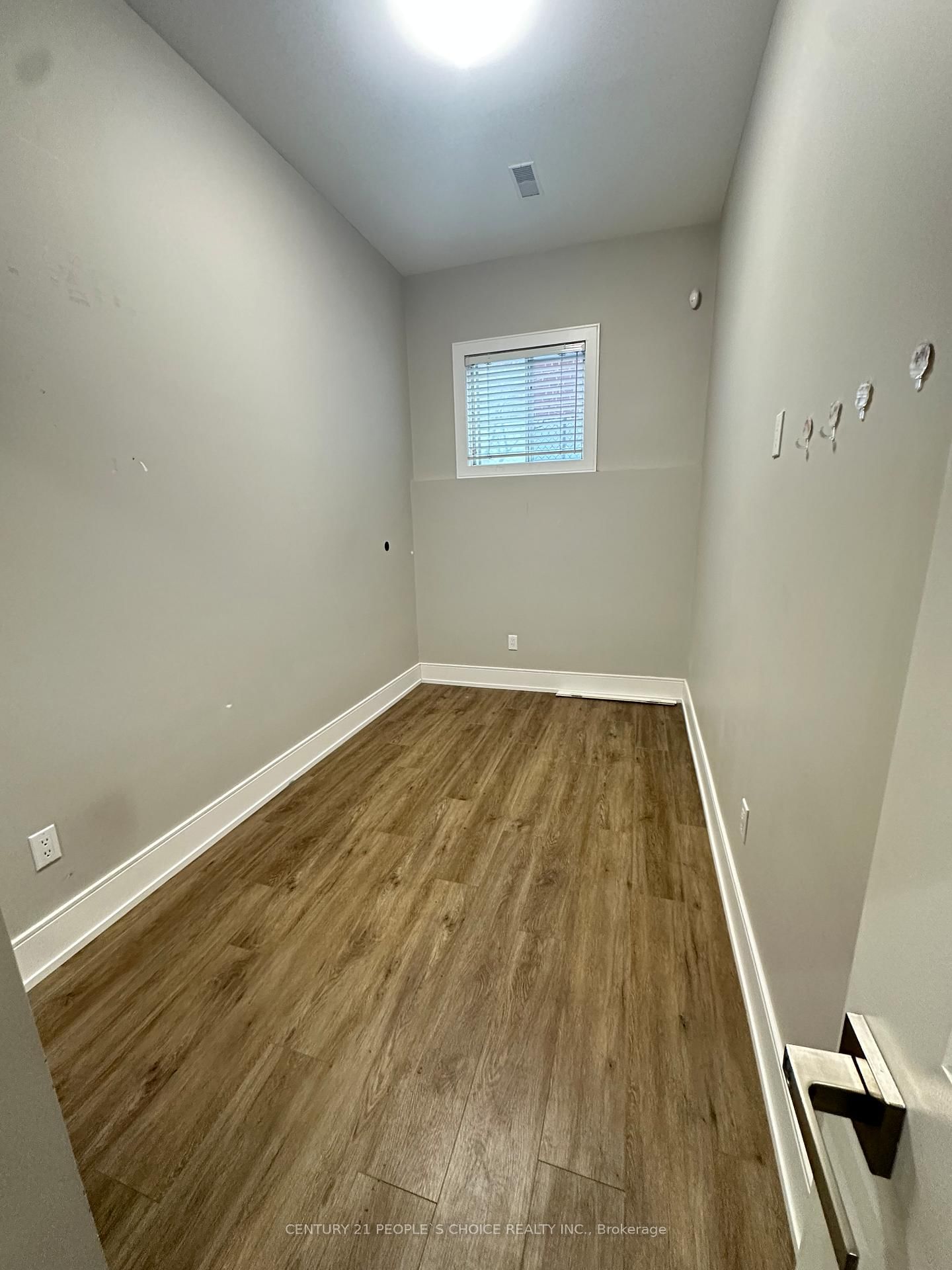 Detached House for lease at Basement-171 Cornelius Pkwy, Toronto, Ontario, M6L 2K8 - Maple Leaf - MLS: W12948456