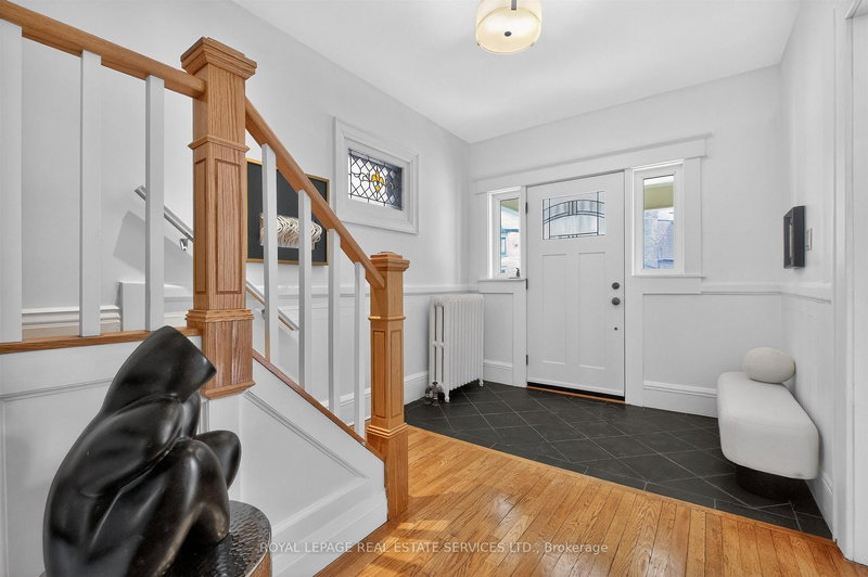 102 Gothic Ave, Toronto, M6P 2V9 | Image 3
