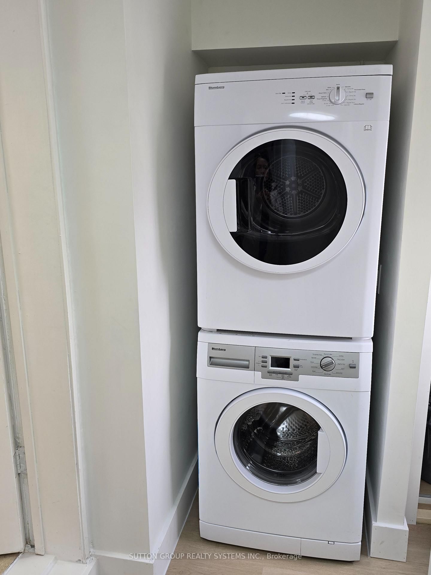 2886 Lake Shore Boulevard W, Unit 1 - Photo 19