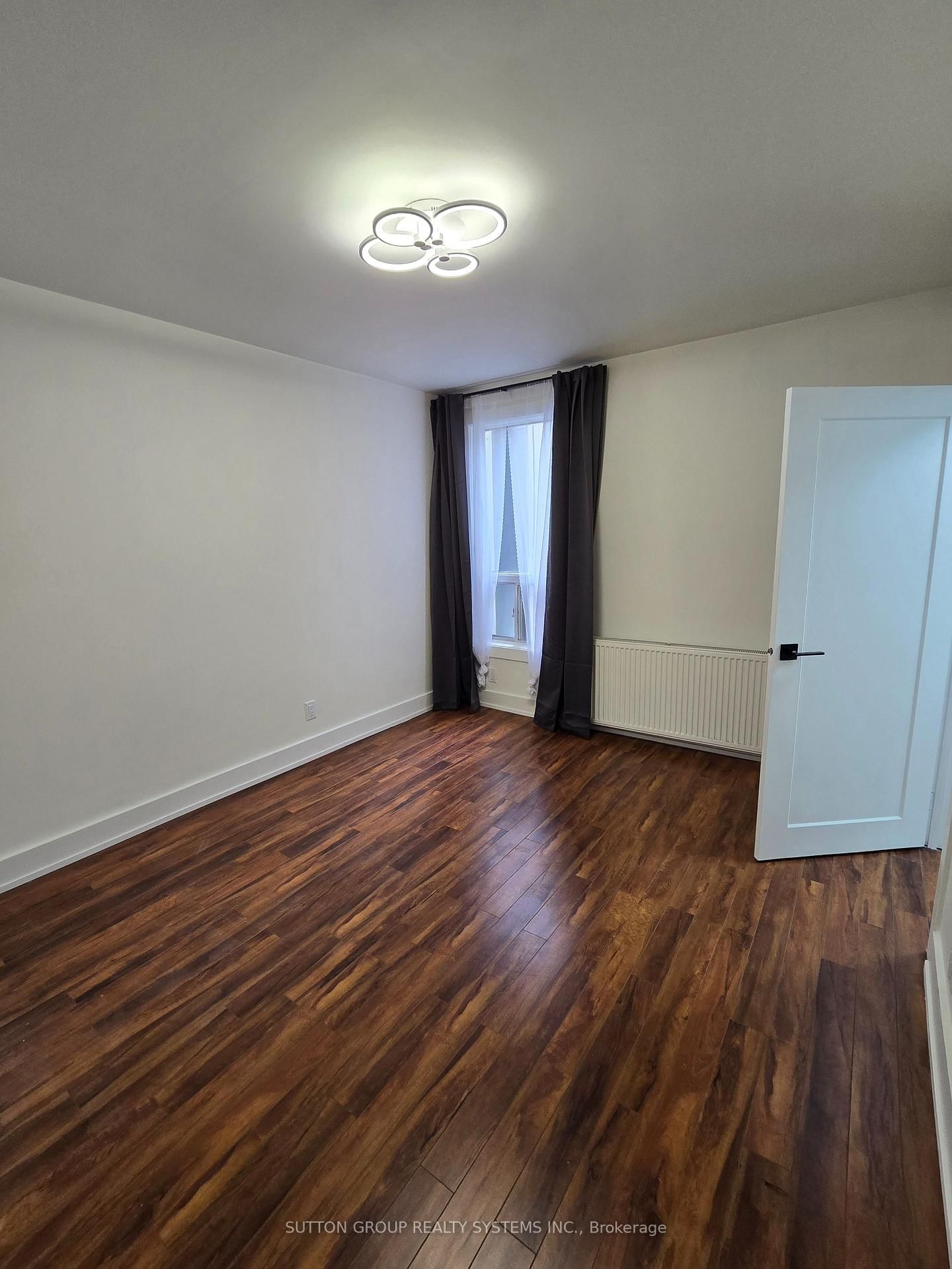 2886 Lake Shore Boulevard W, Unit 1 - Photo 7