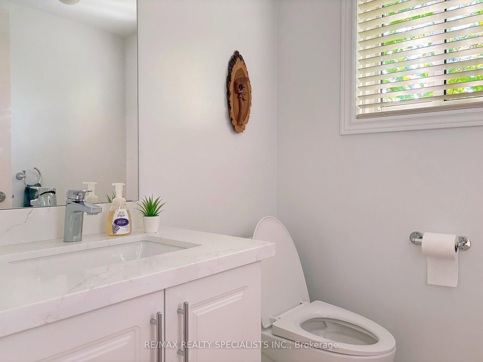 Detached House for sale at 796 Alliance Court, Mississauga, Ontario, L5V 3C4 - East Credit - MLS: W12949534