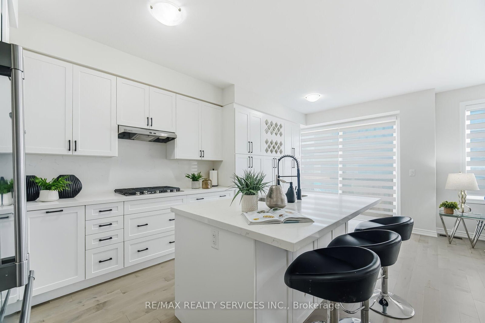 Detached House for sale at 35 Del Grappa Street, Caledon, Ontario, L7C 1J6 - Rural Caledon - MLS: W12949768